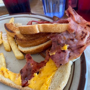 Sandy's Country Junction - Grilled cheese and ham, but they added bacon which I didn't want. Super dry. - Coffee & Tea Near Me - Clovis, California