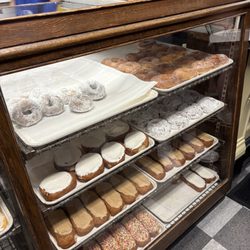 Bloedow Bakery