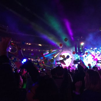 Levi's Stadium - Great show!  Lines for floor seats may have been the worst ever, we waited 45 minutes after we arrived to get to our seats! - Stadiums & Arenas Near Me - Santa Clara, California