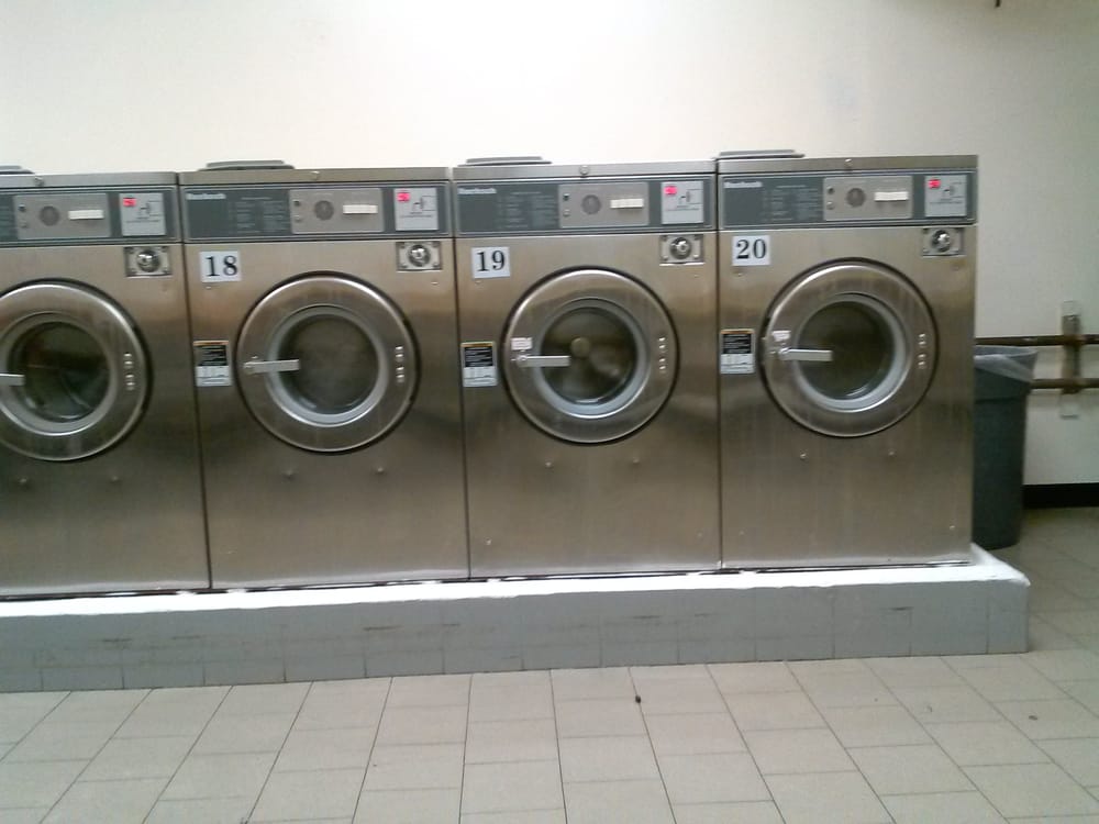BELLROSE LAUNDROMAT Updated August 2024 22512 Jamaica Ave, Floral