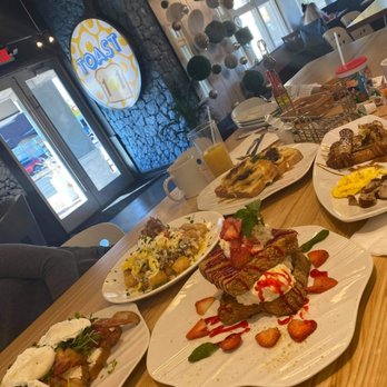Toast 101 - Amazement!! - Breakfast & Brunch Near Me - Tucson, Arizona Toast 101 - Amazement!! - Breakfast & Brunch Near Me - Tucson, Arizona