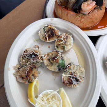 Santa Barbara Shellfish Company - garlic oysters - Seafood Near Me - Santa Barbara, California Santa Barbara Shellfish Company - garlic oysters - Seafood Near Me - Santa Barbara, California