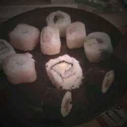 Eat Sushi