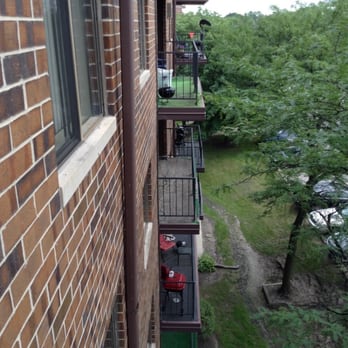York Brook Apartments - Your balcony AstroTurf comes apart, good luck getting that repaired. - Apartments Near Me - Bensenville, Illinois York Brook Apartments - Your balcony AstroTurf comes apart, good luck getting that repaired. - Apartments Near Me - Bensenville, Illinois