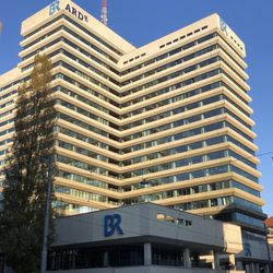 Bayerischer Rundfunk - ... Frontansicht ...