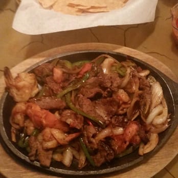 Damian Restaurant - Fajitas - Mexican Near Me - Modesto, California