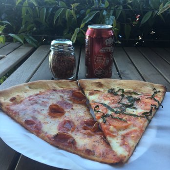 Pie Life Pizza - Lunch special goodness. Chili flake me! - Pizza Near Me - Pasadena, California Pie Life Pizza - Lunch special goodness. Chili flake me! - Pizza Near Me - Pasadena, California