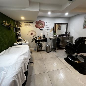 The Salon Suite - Hair Stylists Near Me - Brooklyn, New York