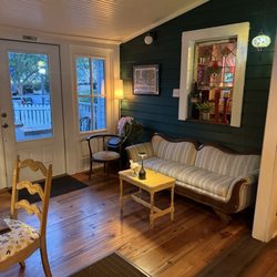 Oak & Vine - Whisky & Wine Lovely local bar. Great atmosphere with lovely staff