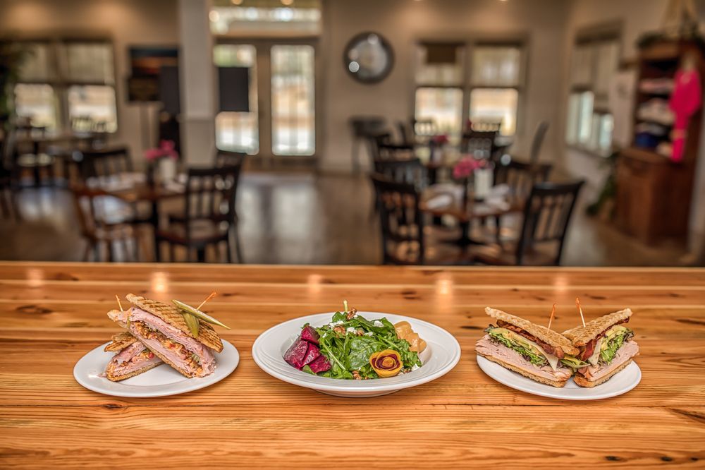 RIVER BLUFFS Updated September 2024 1100 Chair Rd, Castle Hayne