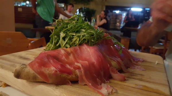 Il Buco Cafe & Pizzeria by null