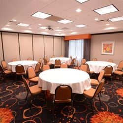 Hampton Inn & Suites Albany At Albany Mall - Meeting Room