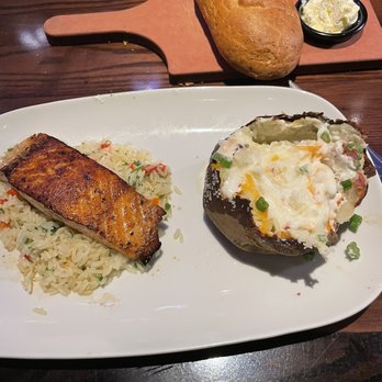 LongHorn Steakhouse - Longhorn Salmon and Idaho Baked Potato - Steakhouses Near Me - Garner, North Carolina LongHorn Steakhouse - Longhorn Salmon and Idaho Baked Potato - Steakhouses Near Me - Garner, North Carolina