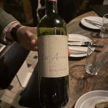 Molenne - Bordeaux paired with lamb - Seafood Near Me - Montreal, Quebec Molenne - Bordeaux paired with lamb - Seafood Near Me - Montreal, Quebec