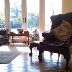 Jeff Turner Hypnotherapy & Life Management - Oak Lodge consulting room
