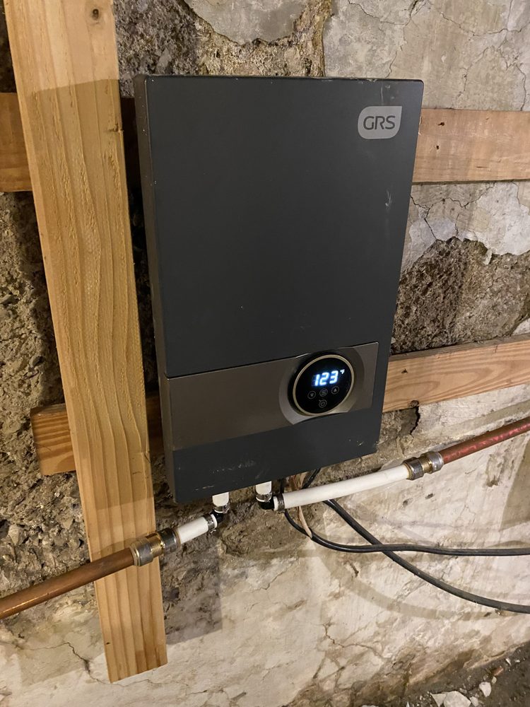 Slide of Eason Repair