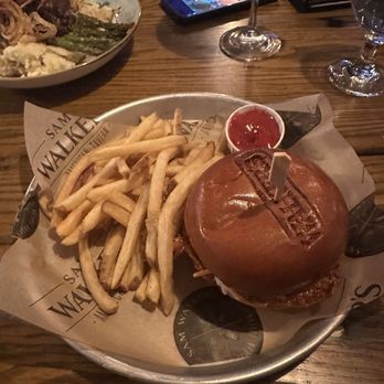 Sam Walker’s - Hot bird - American Near Me - Woburn, Massachusetts