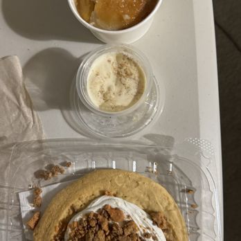 The Peach Cobbler Factory - Desserts Near Me - Arlington, Texas