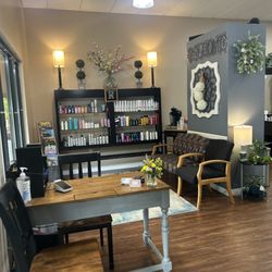 Impressive Salon