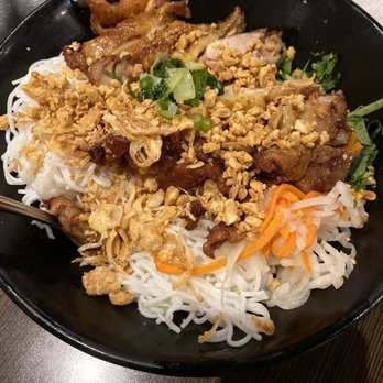 Pho Element - 5-Spice chicken with vermicelli - Vietnamese Near Me - San Mateo, California Pho Element - 5-Spice chicken with vermicelli - Vietnamese Near Me - San Mateo, California