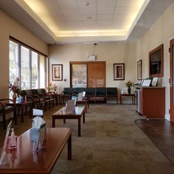 MD Now Urgent Care - Another view of the lobby