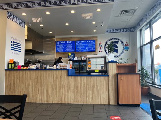 Yianni's Gyros by null