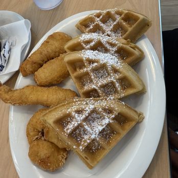 Eggs Up Grill - Chicken & Waffles - Breakfast & Brunch Near Me - McDonough, Georgia Eggs Up Grill - Chicken & Waffles - Breakfast & Brunch Near Me - McDonough, Georgia