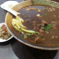 Yuan Bao Taiwanese Cuisine Restaurant - Beef noodle soup.