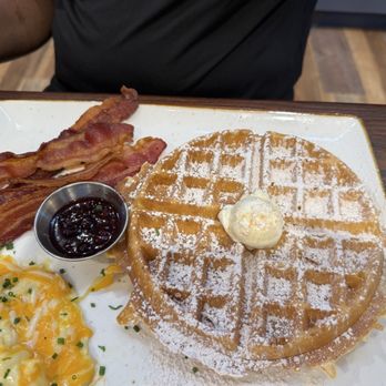 First Watch - The Trifecta cheese eggs applewood bacon and waffle - Breakfast & Brunch Near Me - Germantown, Tennessee