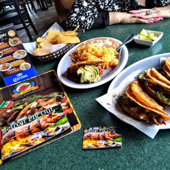 La Rosita - Mexican Near Me - Detroit, Michigan La Rosita - Mexican Near Me - Detroit, Michigan