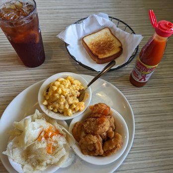 Pete's Family Restaurant - Sweet tea w/lemon, Texas Toast, Texas Pete, Mac & Cheese, Fried Squash & Boil 'dem Cabbage Down. I need a Tum's...thanks Pete's. - New American Near Me - Clemmons, North Carolina