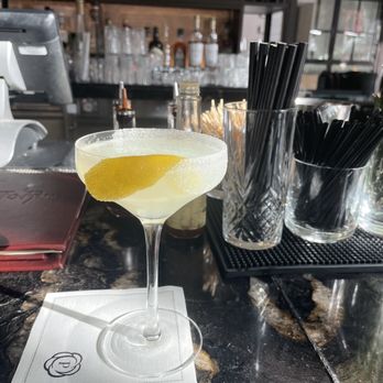 Fifth & Rose - Lemon drop martini - Cocktail Bars Near Me - San Diego, California