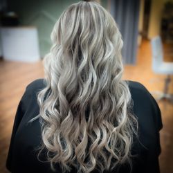 Shannon Does Hair - Full highlight
