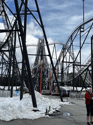 Fuji-Q Highland by null