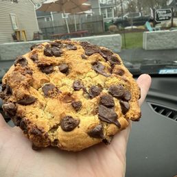 Chocolate Chip Cookie