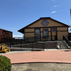 San Luis Obispo Railroad Museum - Museum open Saturdays only.
