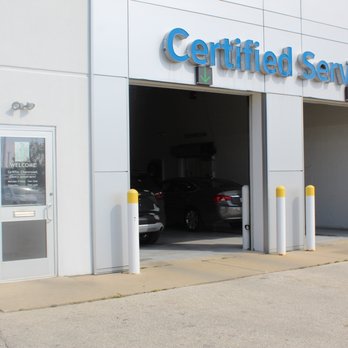 Griffin Chevrolet - Service Entrance at 11100 W Metro Auto Mall for Griffin Chevrolet - Auto Repair Near Me - Milwaukee, Wisconsin Griffin Chevrolet - Service Entrance at 11100 W Metro Auto Mall for Griffin Chevrolet - Auto Repair Near Me - Milwaukee, Wisconsin