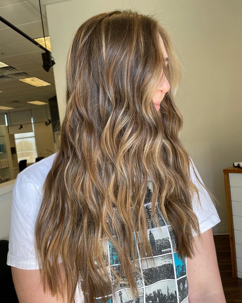 Madison Robbins Hair Logo