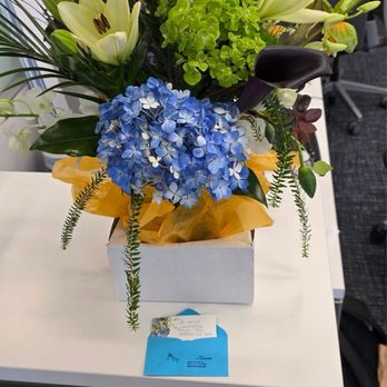 Flowers by Myrna - Florists Near Me - Oakland, California