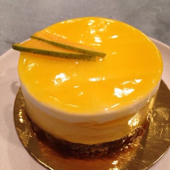Tout Suite - Mango tart - Cafes Near Me - Houston, Texas