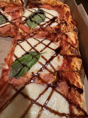 Crust Pizzeria by null