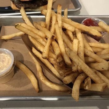 Big Buns - Burgers Near Me - Arlington, Virginia