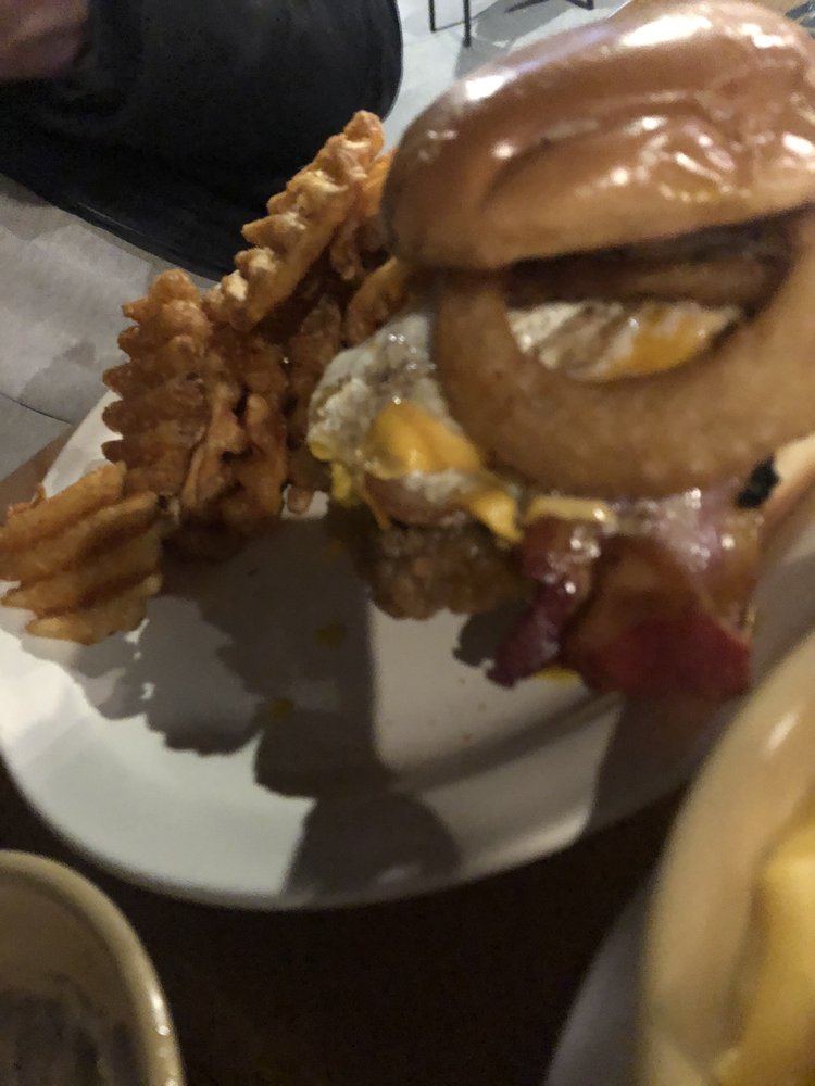 BEER & BRATS Updated September 2024 16 Photos & 32 Reviews 4562 N