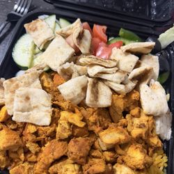 Kennedy Fried Chicken And PizZa - Chicken over Rice Halal Chicken Platter with Rice