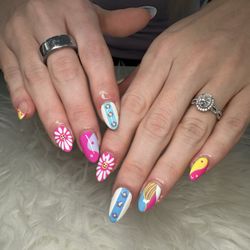 Glossy Nail Bar
