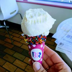 Baskin-Robbins - Ice cream cone