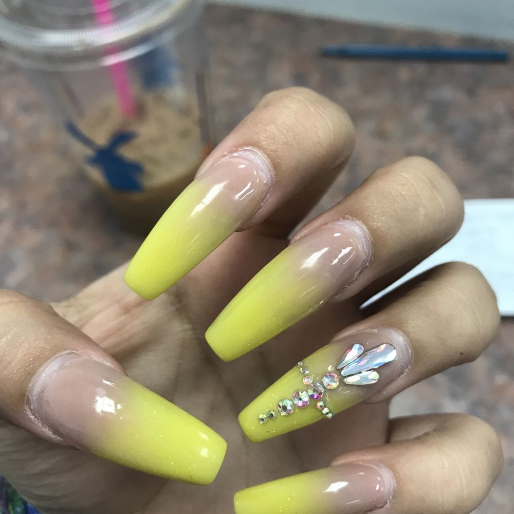 New Moon Nails - Waxing Near Me - Mesa, Arizona