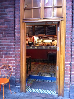 Café Saturnus by null