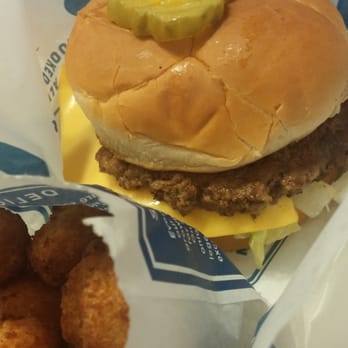 Culver's - Deluxe Butterburger and Cheese Curds...yum! - Fast Food Near Me - Avondale, Arizona