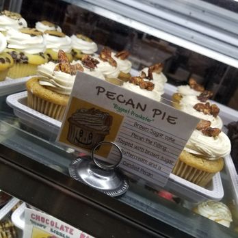Molly's Cupcakes - Cupcakes Near Me - Chicago, Illinois Molly's Cupcakes - Cupcakes Near Me - Chicago, Illinois